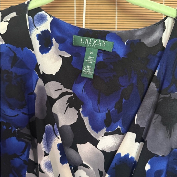 Lauren Ralph Lauren Blue V-Neck Sheath Dress for Weddings - Picture 5 of 8